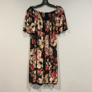 Gilli Off the Shoulder Floral Dress - Size Small